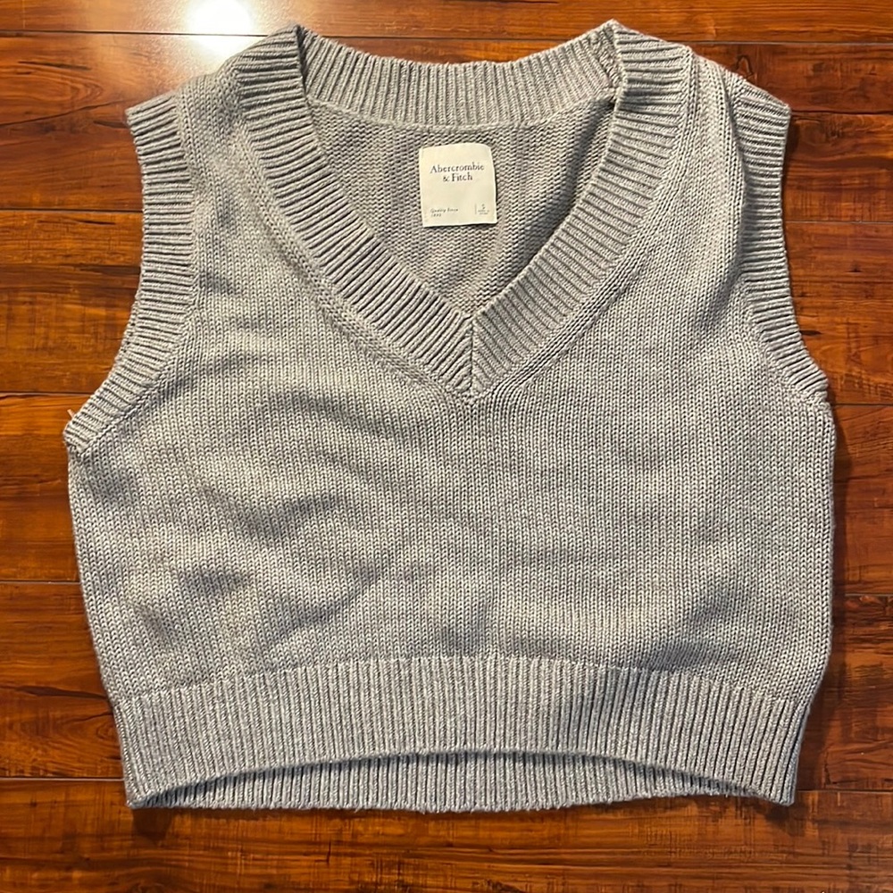 Abercrombie and Fitch sweater vest